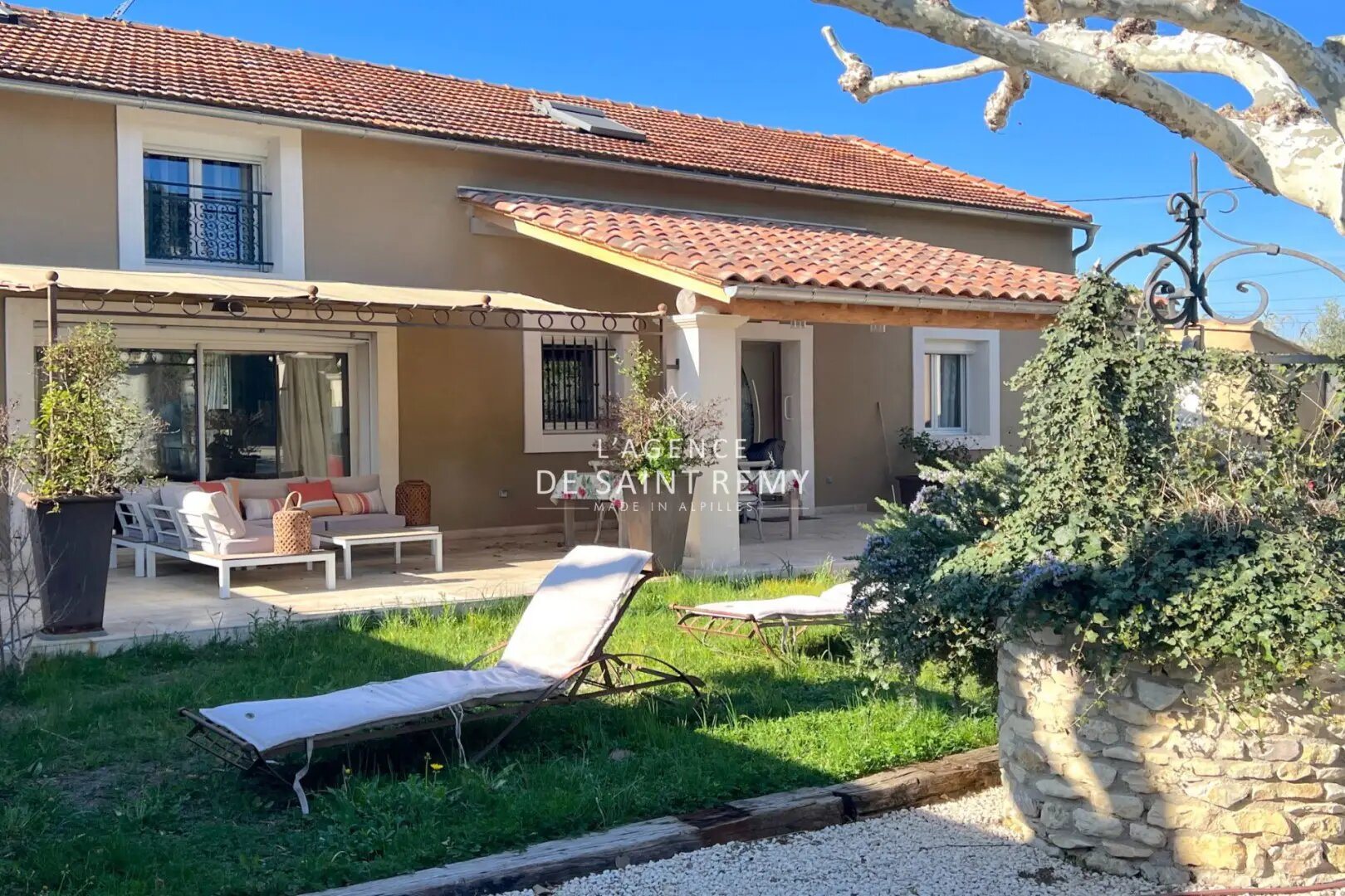 Maison à vendre, 200m², Mollégès