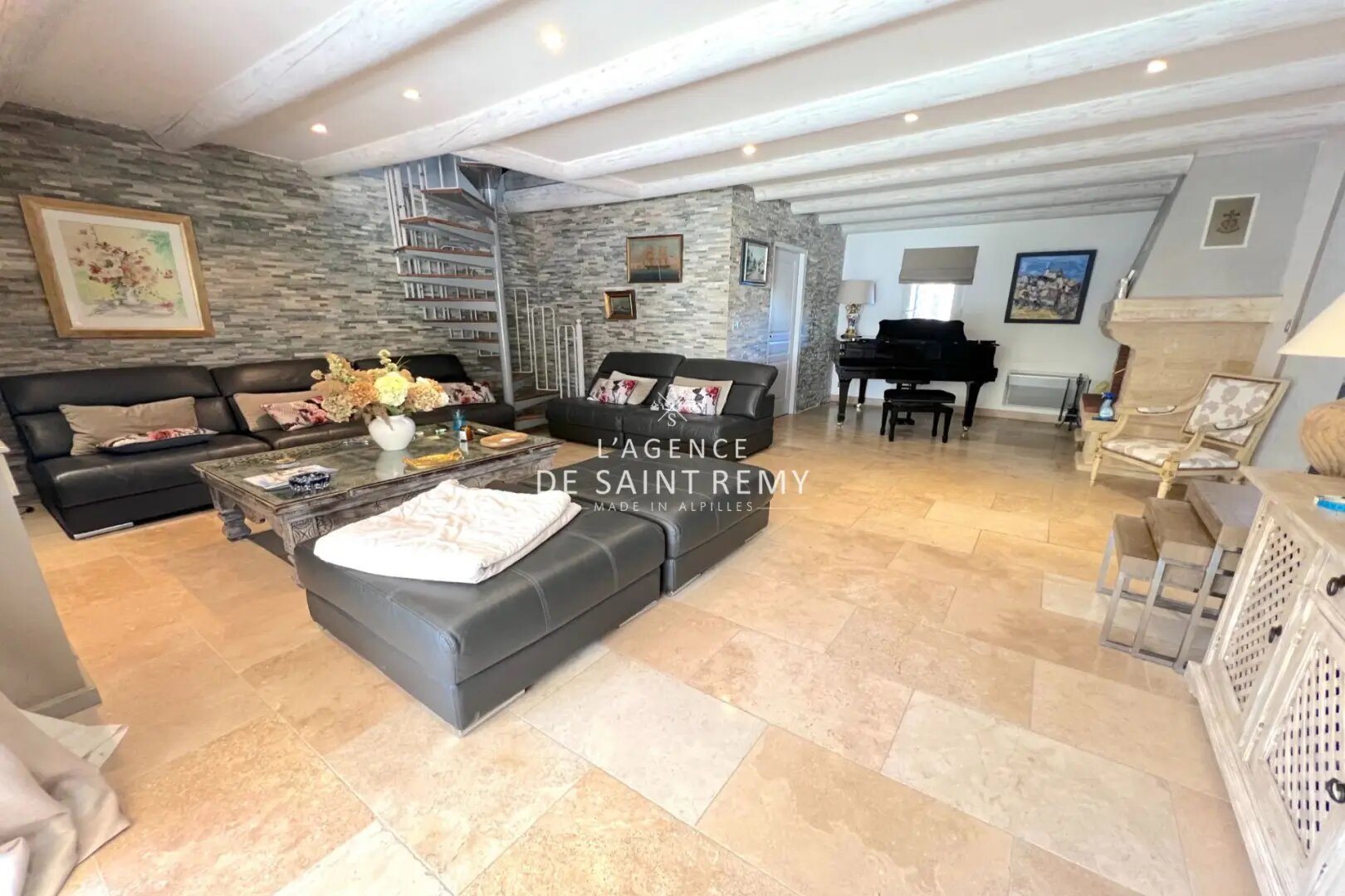 Maison à vendre, 200m², Mollégès