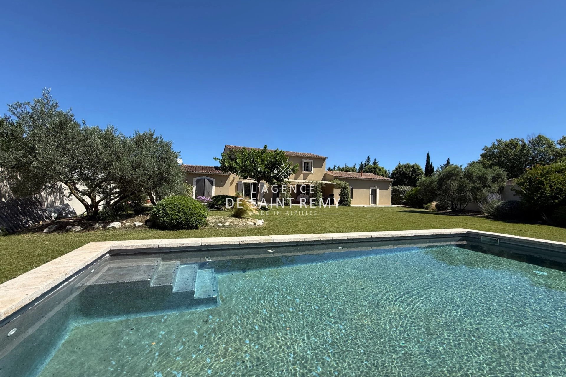 Maison à vendre, 174m², Saint-Rémy-de-Provence
