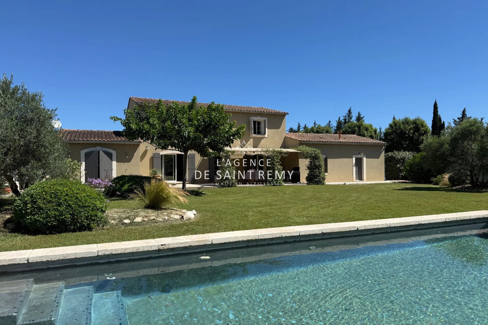 Maison à vendre, 174m², Saint-Rémy-de-Provence