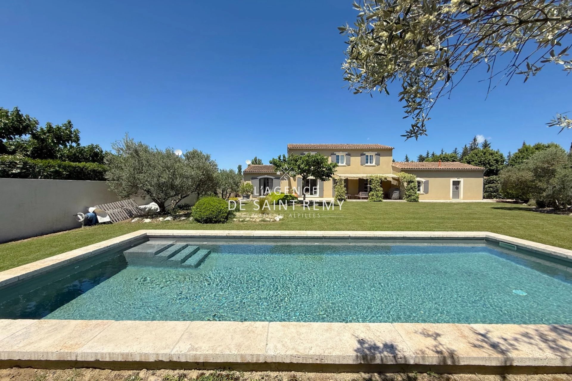 Maison à vendre, 174m², Saint-Rémy-de-Provence
