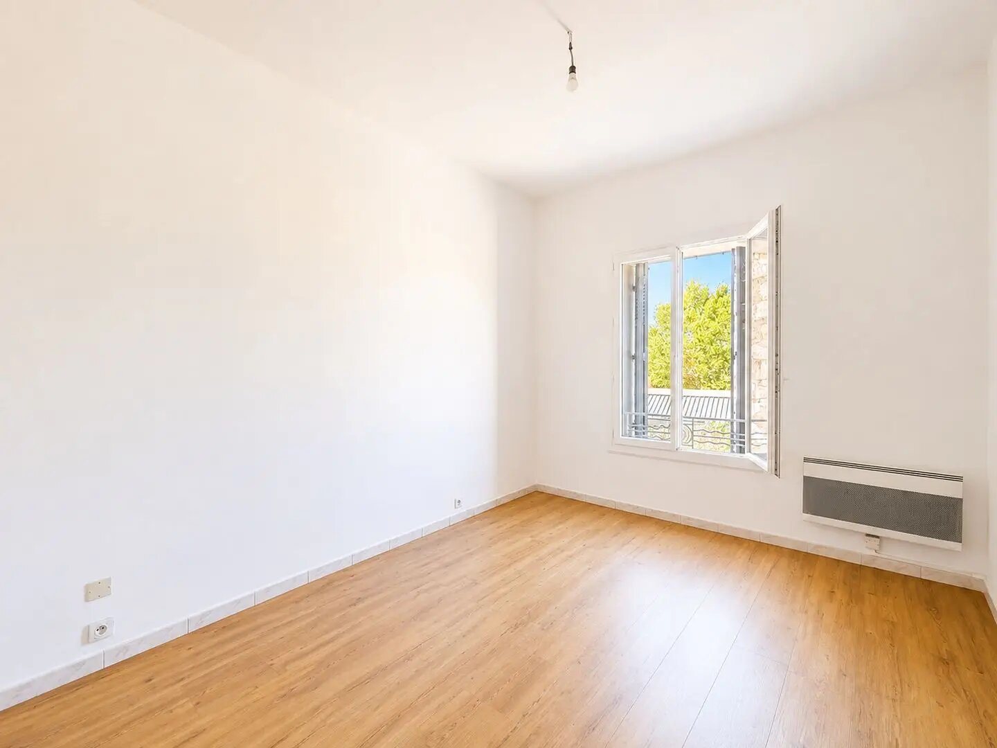 Appartement à louer, 40m², Marseille 15ème