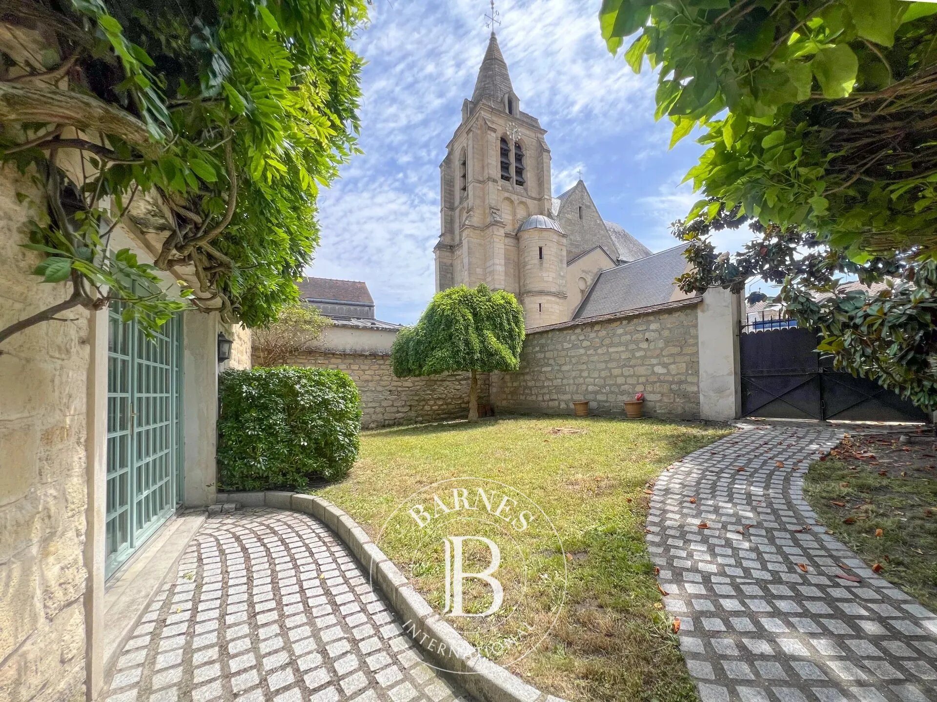 Maison à vendre, 241m², Le Mesnil-le-Roi