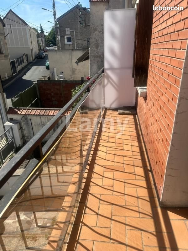 Appartement à louer, 26m², Andilly