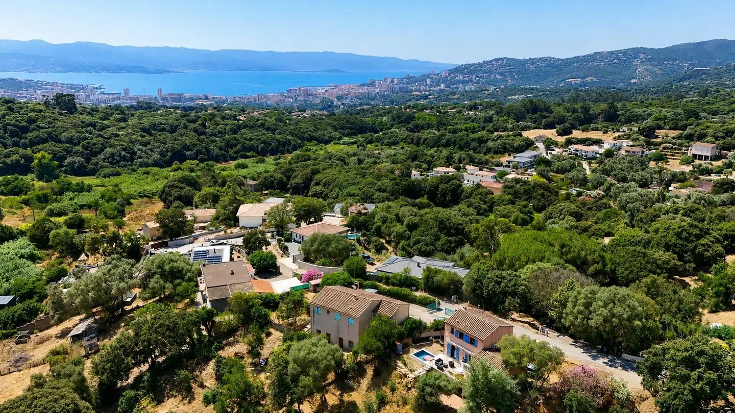 Maison à vendre, 120m², Alata