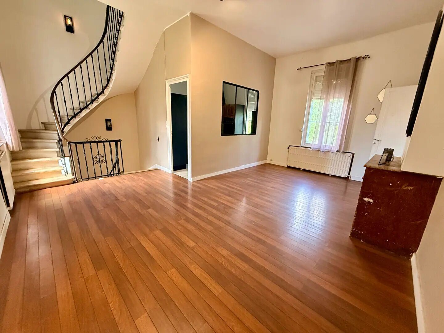 Maison à vendre, 185m², Ambarès-et-Lagrave