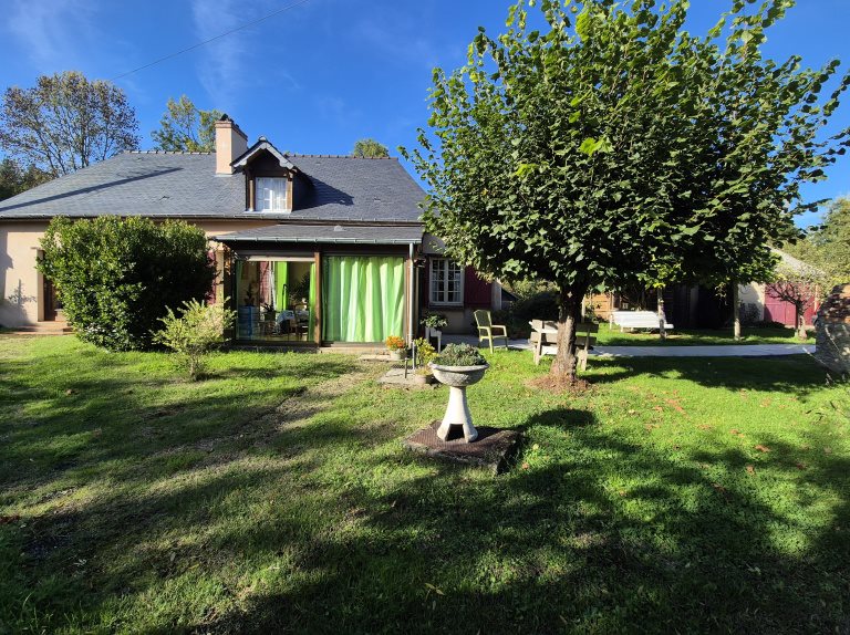 Maison à vendre, 92m², Parcé-sur-Sarthe