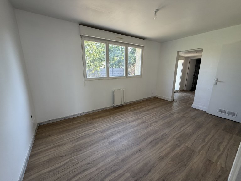 Appartement à louer, 45m², Meslay-du-Maine