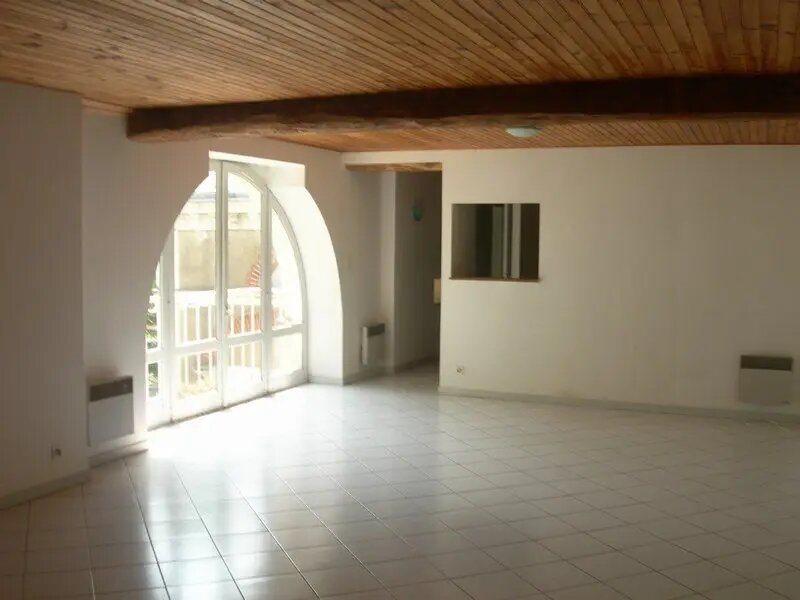 Maison à louer, 136m², Val-du-Maine