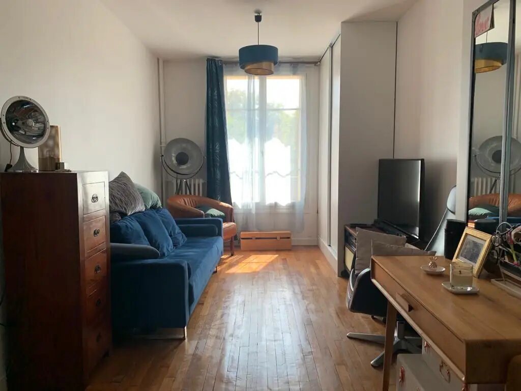 Appartement à louer, 40m², Courbevoie
