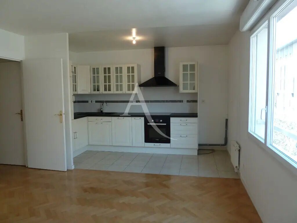 Appartement à louer, 42m², Massy