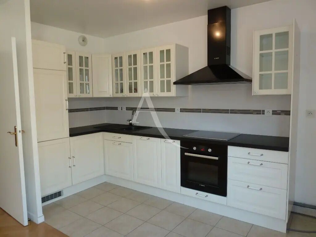 Appartement à louer, 42m², Massy