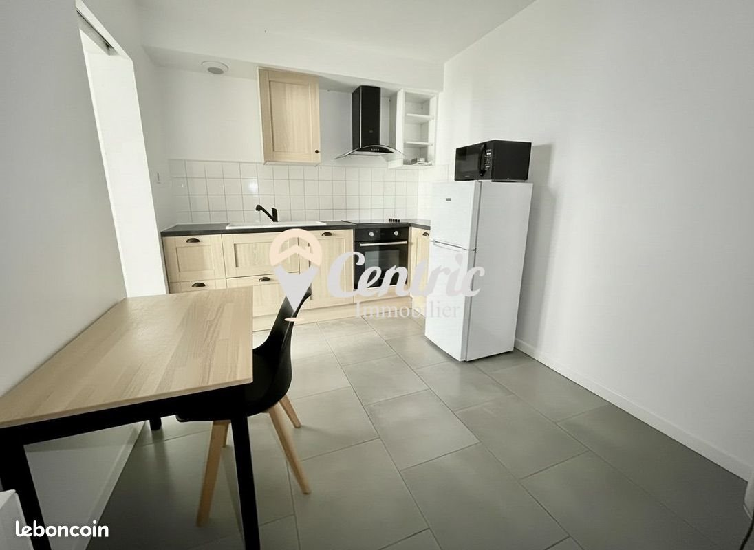 Maison à louer, 58m², Bressuire