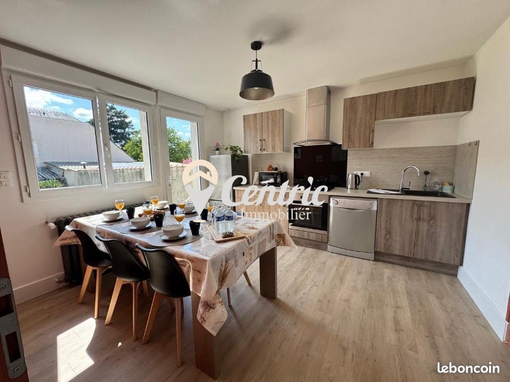 Maison à louer, 82m², Bressuire