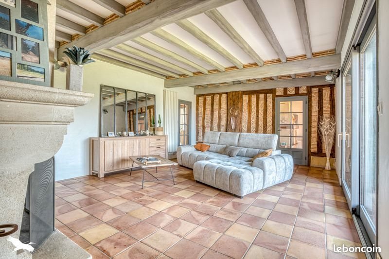 Maison à vendre, 335m², Saint-Pardoux-Isaac
