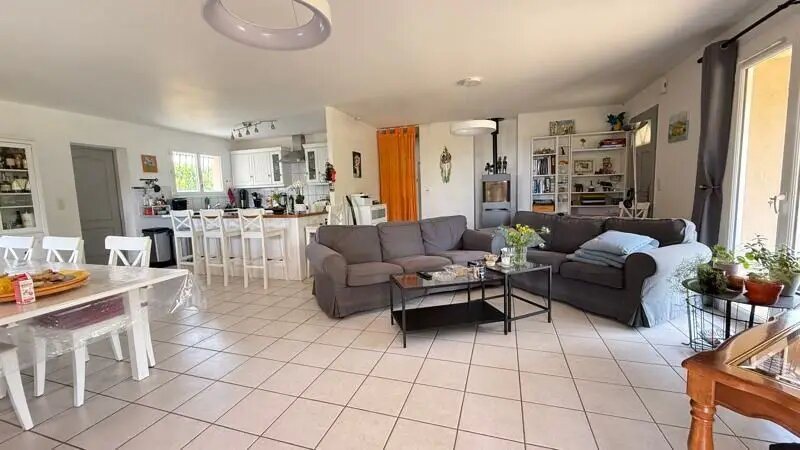 Maison à vendre, 122m², Lalandusse