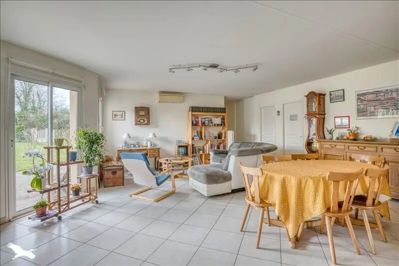 Maison à vendre, 218m², Miramont-de-Guyenne