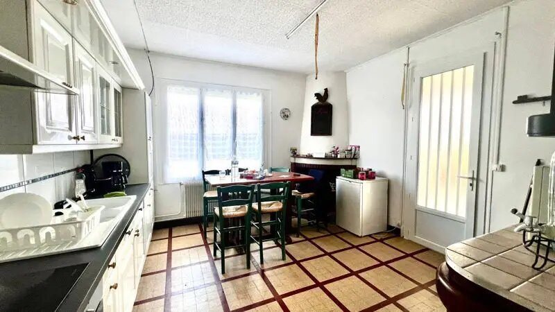 Maison à vendre, 235m², Lavergne