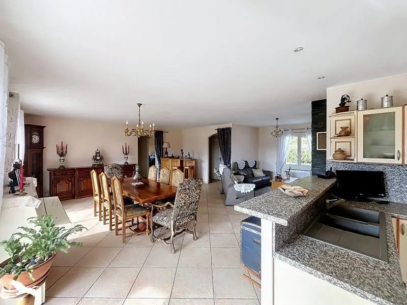 Maison à vendre, 134m², Saint-Pardoux-Isaac