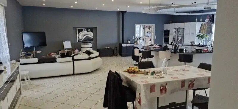 Maison à vendre, 355m², Mauvezin-sur-Gupie