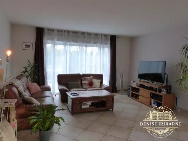 Maison à vendre, 142m², Saint-Médard-en-Jalles