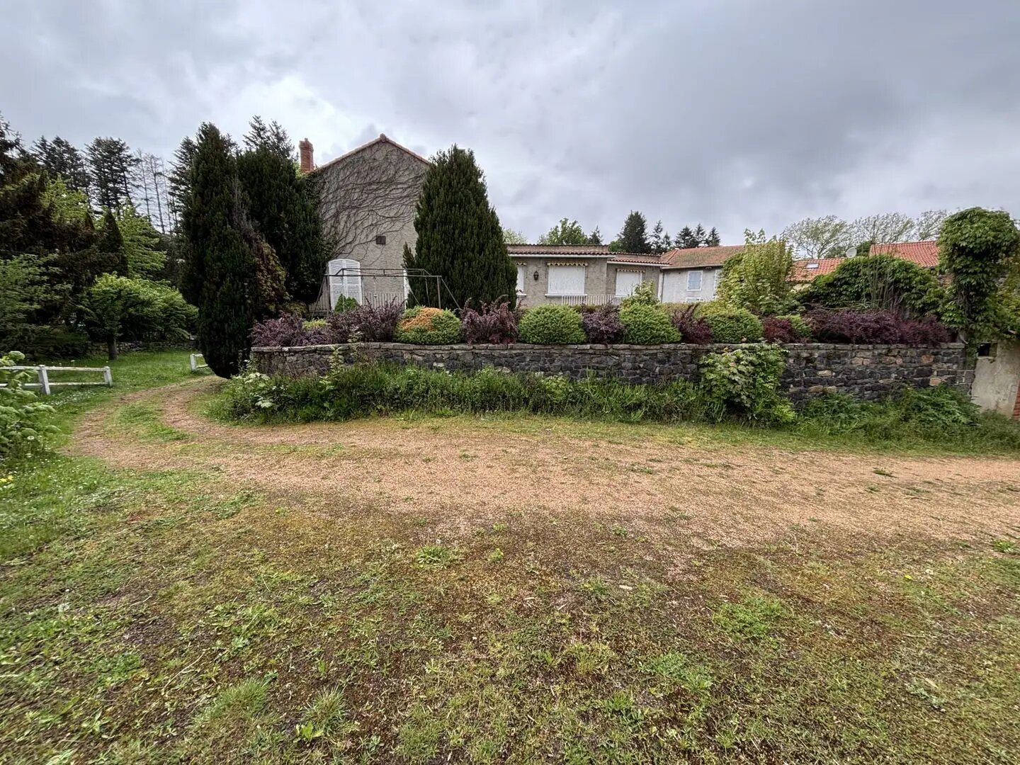 Maison à vendre, 177m², Saint-Genès-Champanelle