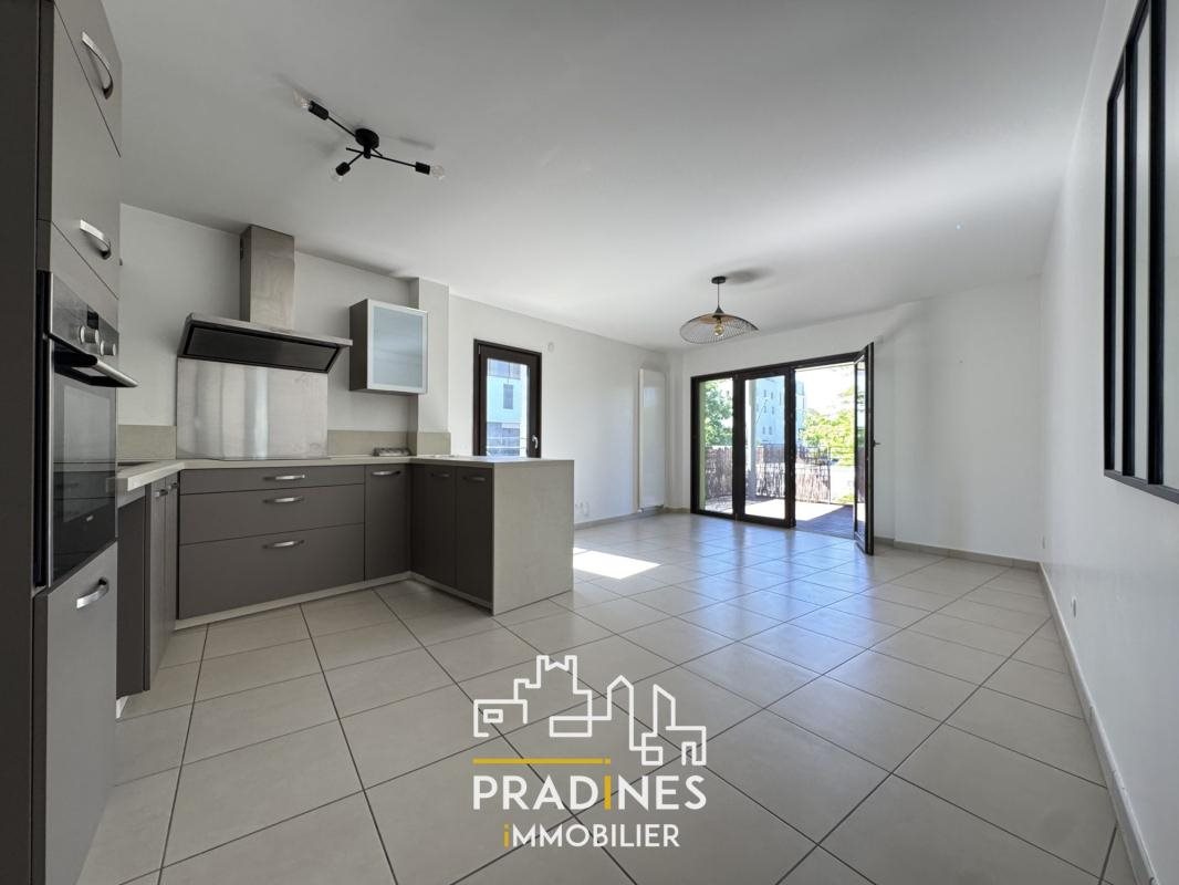 Appartement à vendre, 62m², Sathonay-Camp
