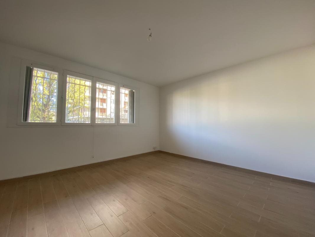 Appartement à louer, 57m², Avignon