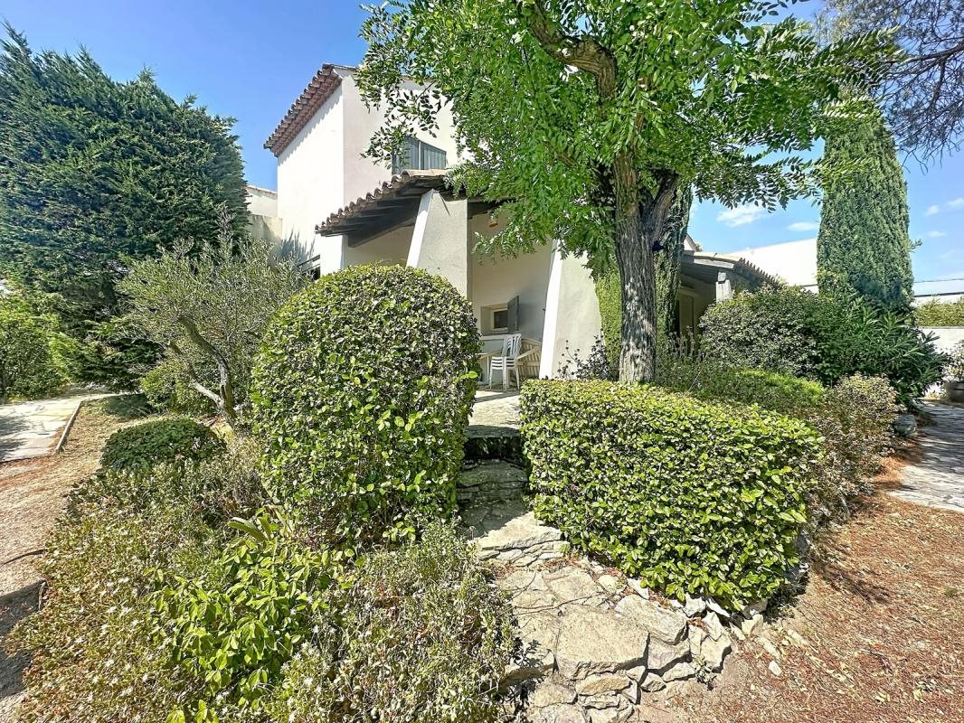 Maison à vendre, 165m², Aramon