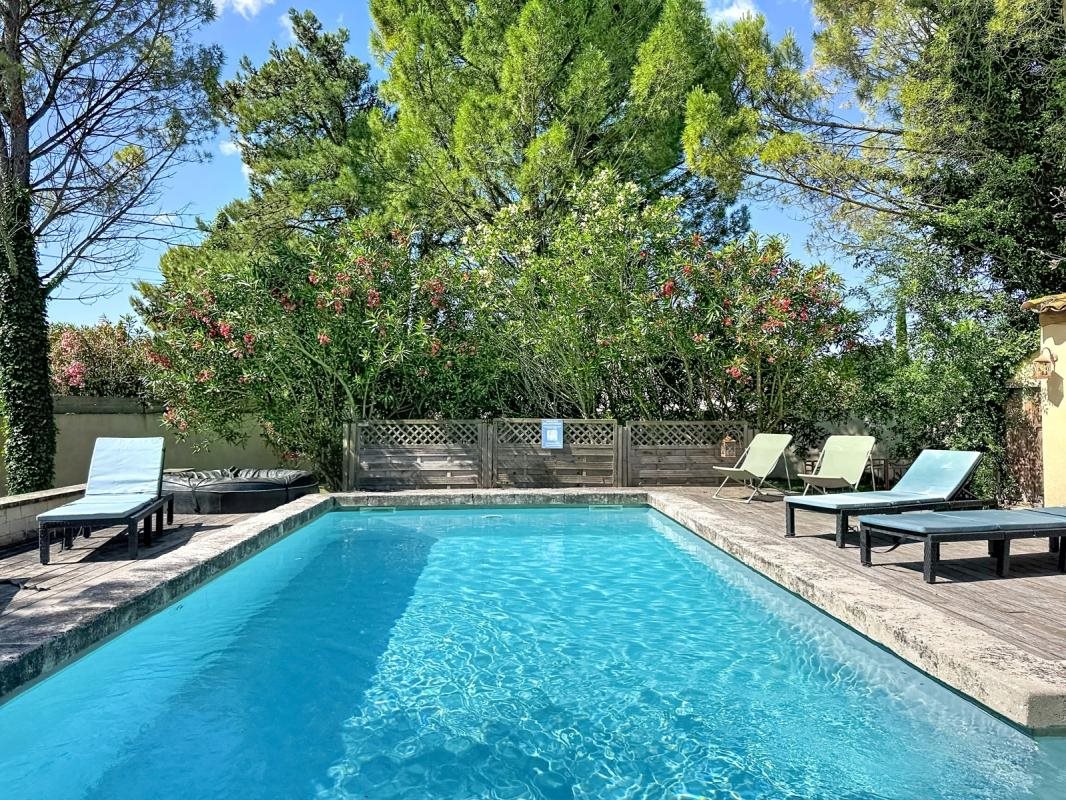 Maison à vendre, 197m², Althen-des-Paluds