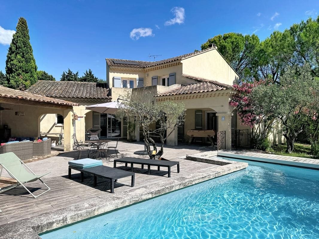 Maison à vendre, 197m², Althen-des-Paluds