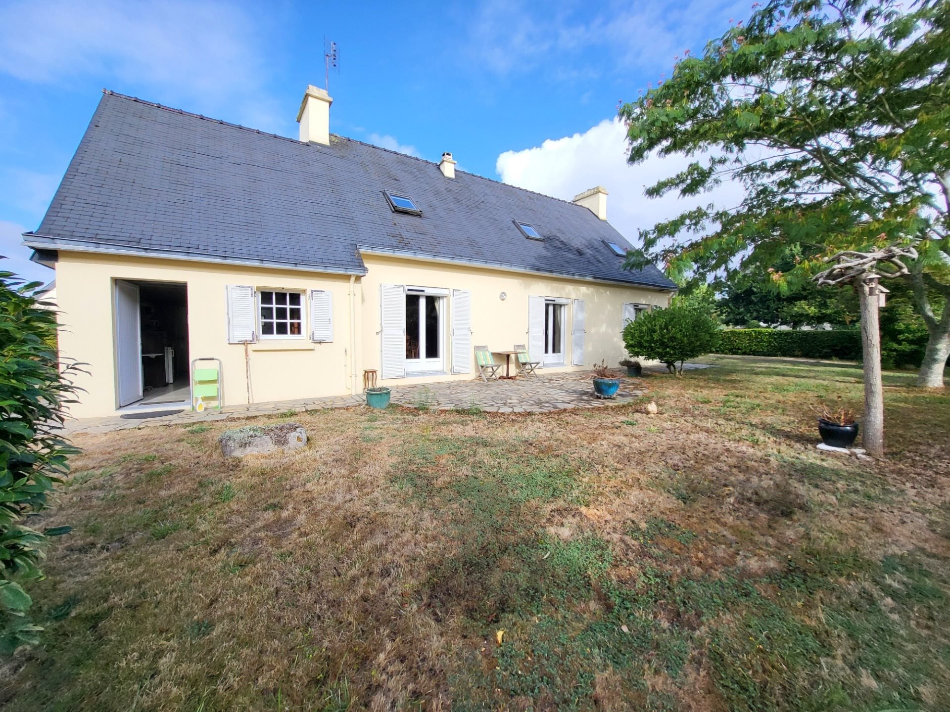 Maison à vendre, 140m², Plomodiern