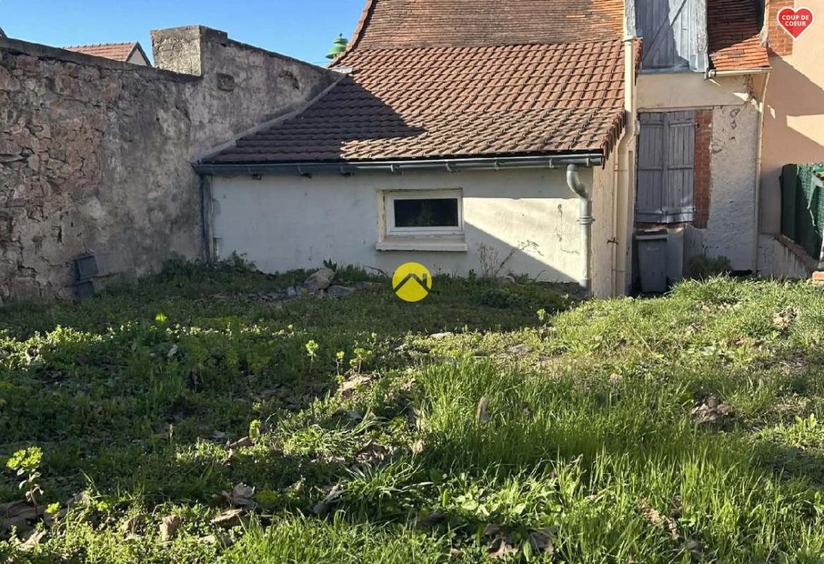 Maison à vendre, 45m², Montmarault