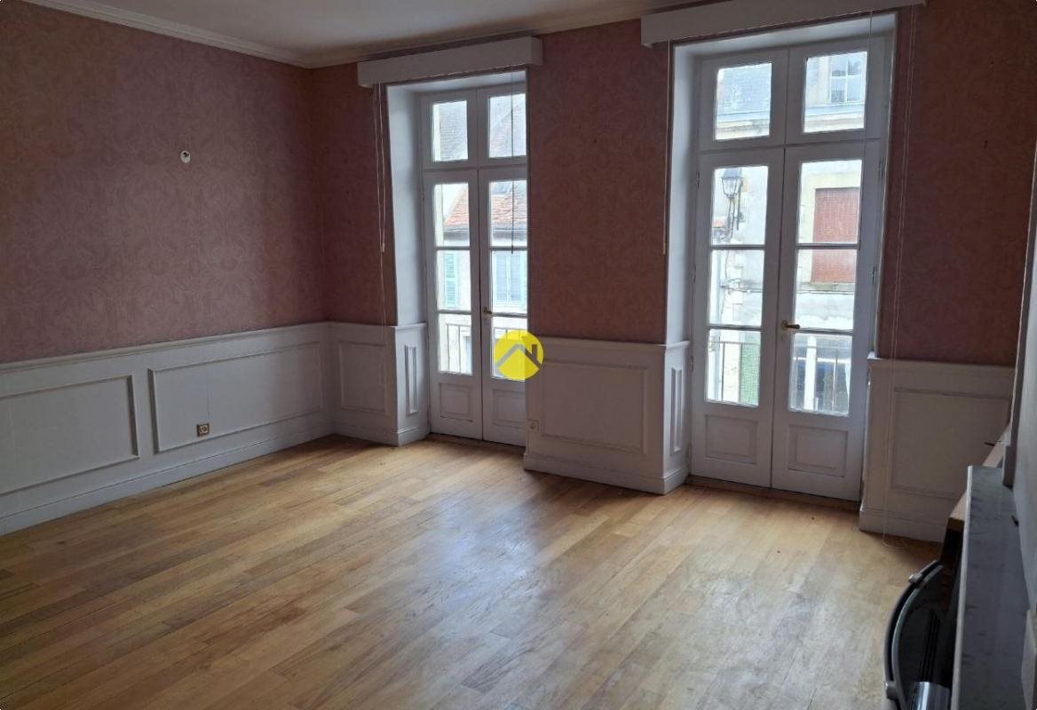 Maison à vendre, 124m², Lurcy-Lévis