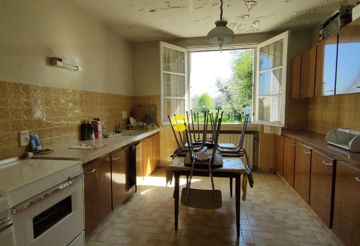 Maison à vendre, 122m², Saint-Denis-de-Jouhet