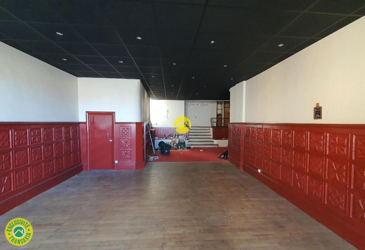 Maison à vendre, 420m², Auzances