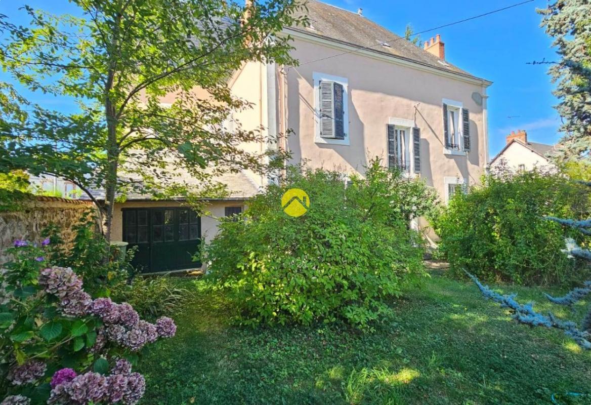 Maison à vendre, 311m², Néris-les-Bains