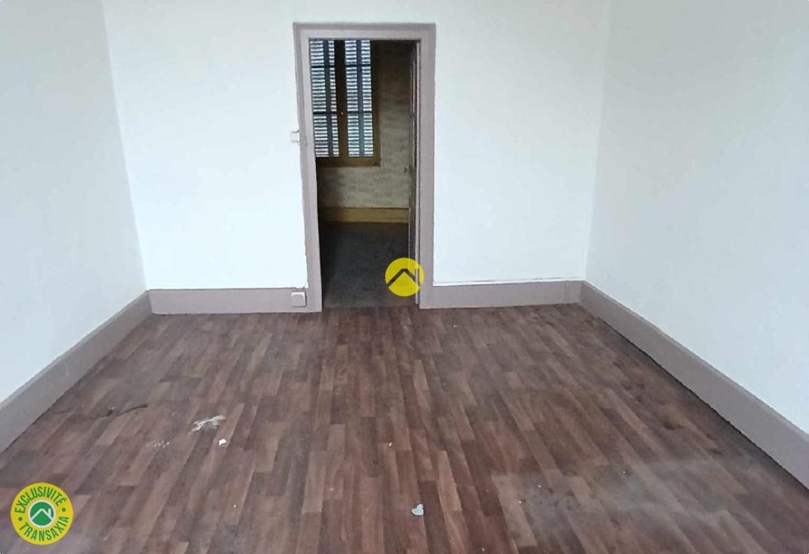 Appartement à vendre, 200m², Commentry
