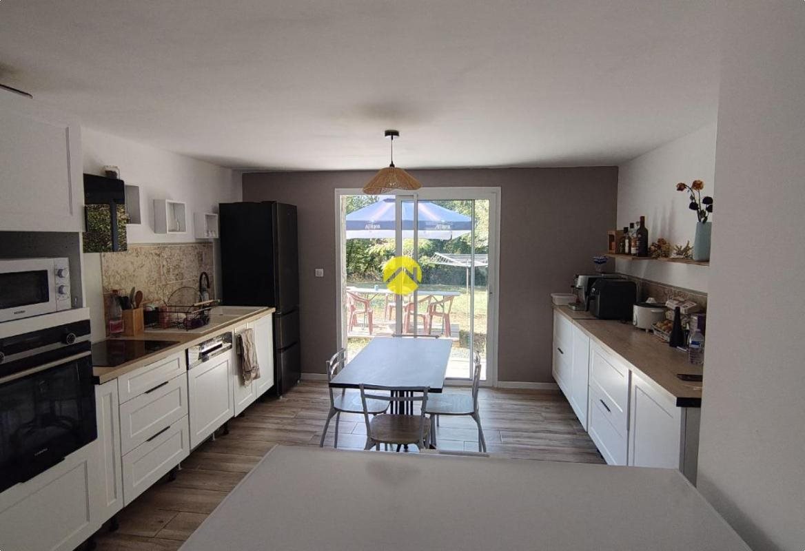 Maison à vendre, 104m², Le Bourg-d'Hem