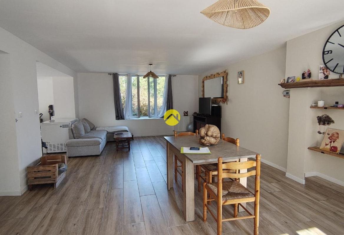 Maison à vendre, 104m², Le Bourg-d'Hem