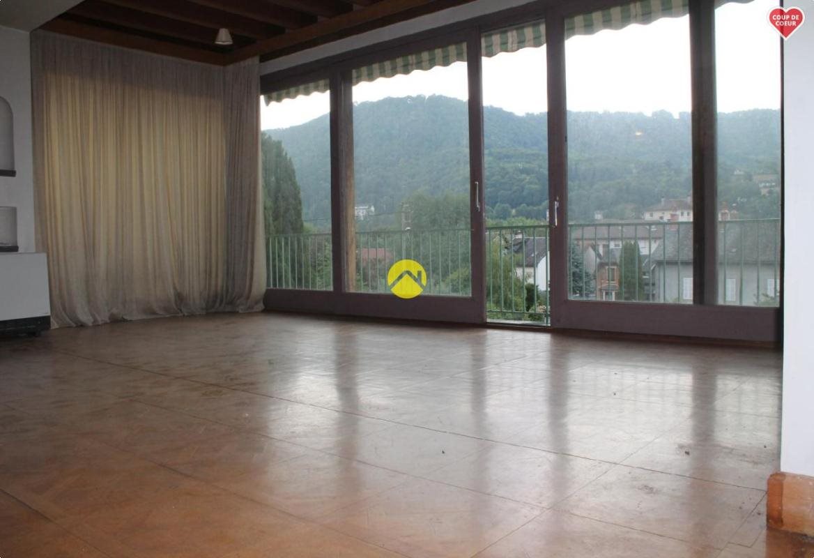 Maison à vendre, 250m², Vic-sur-Cère