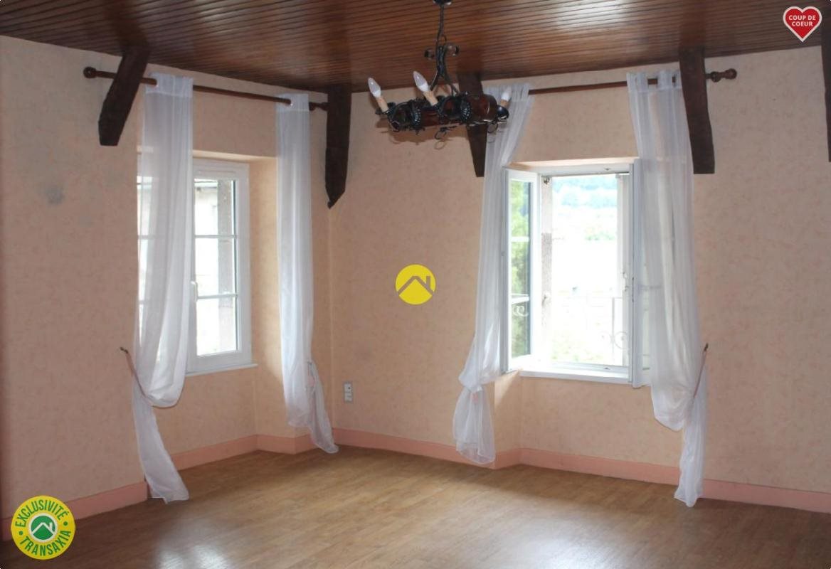 Appartement à vendre, 78m², Vic-sur-Cère