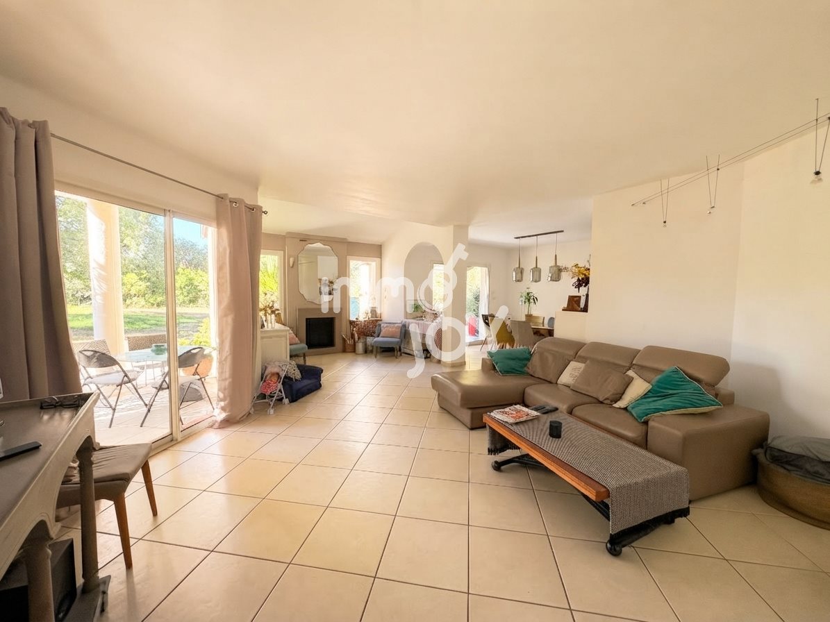 Maison à vendre, 155m², Seilh