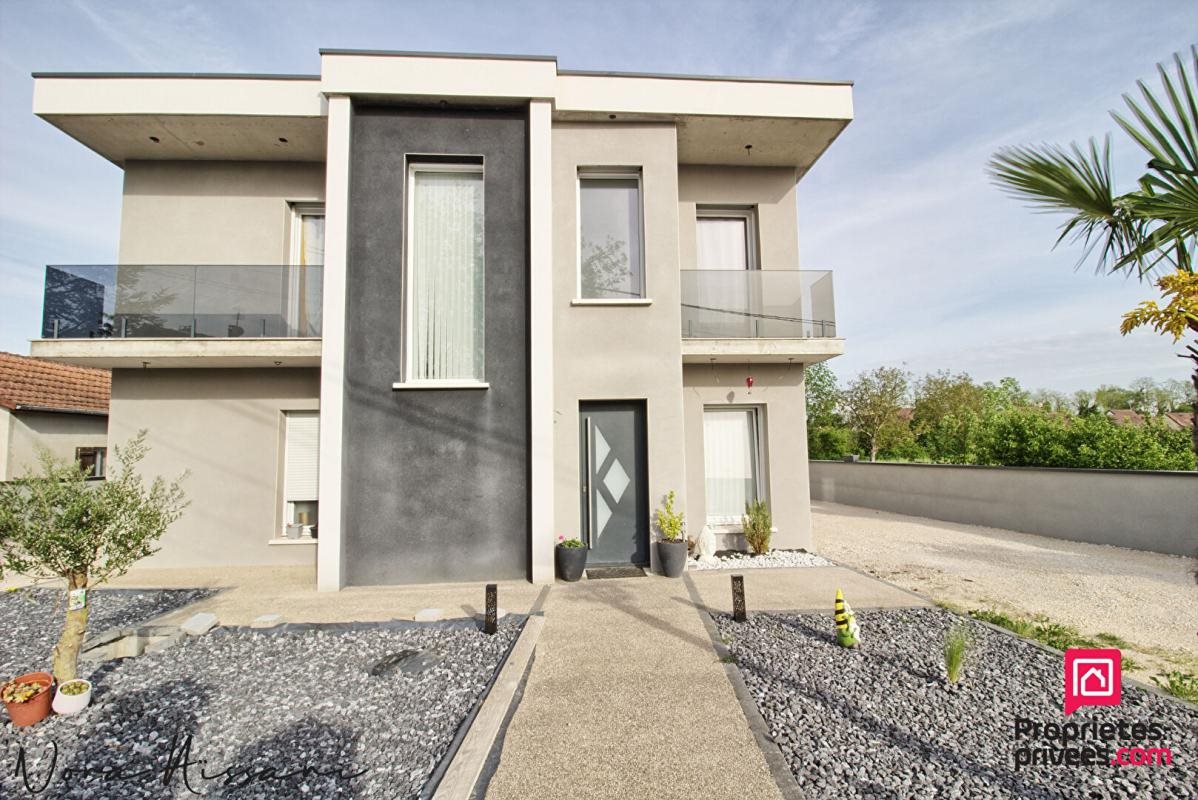 Maison à vendre, 136m², Chaussin