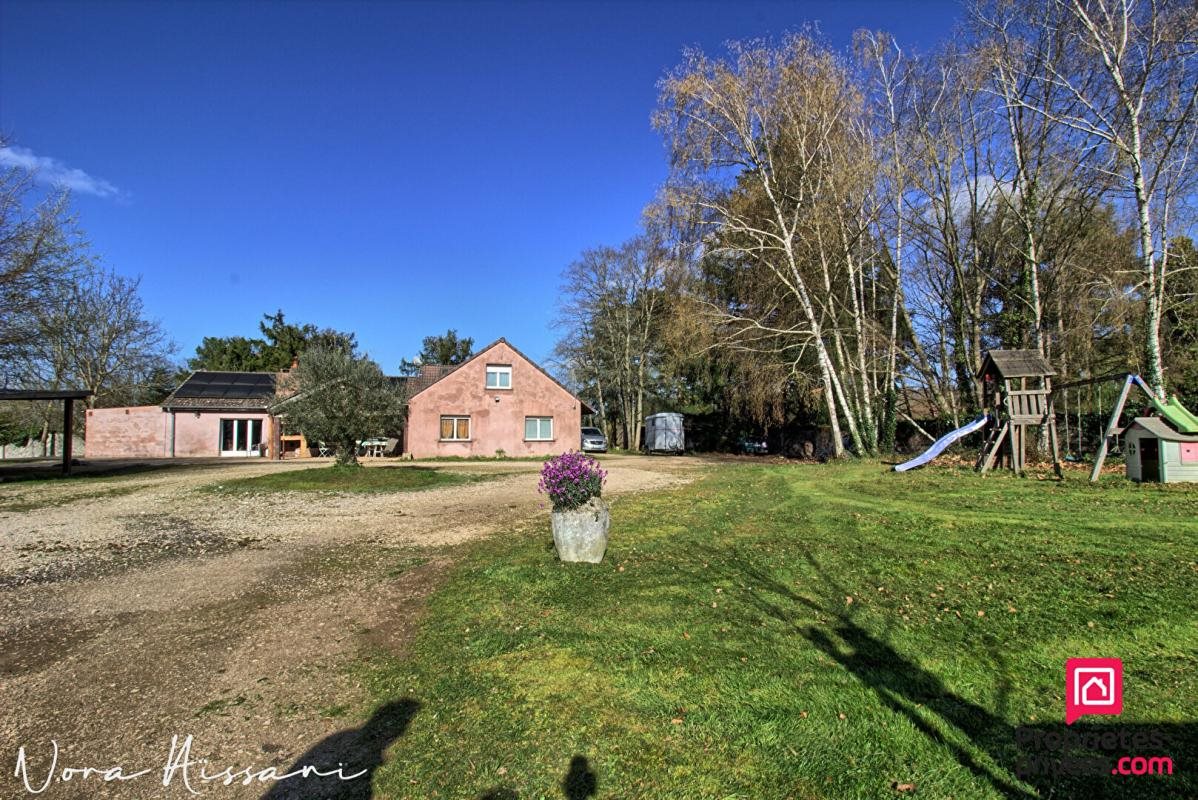 Maison à vendre, 255m², Sampans