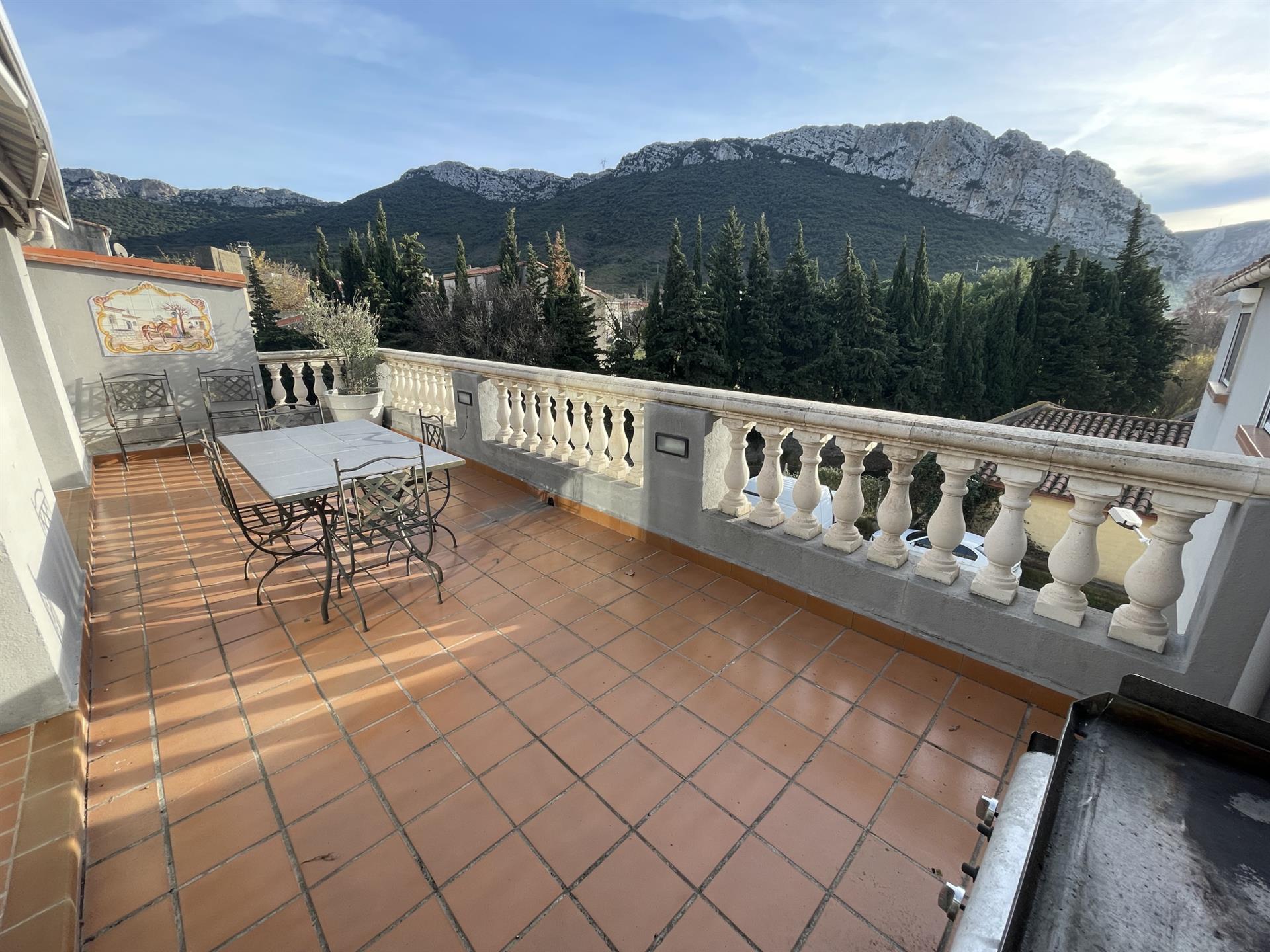 Maison à vendre, 380m², Saint-Paul-de-Fenouillet
