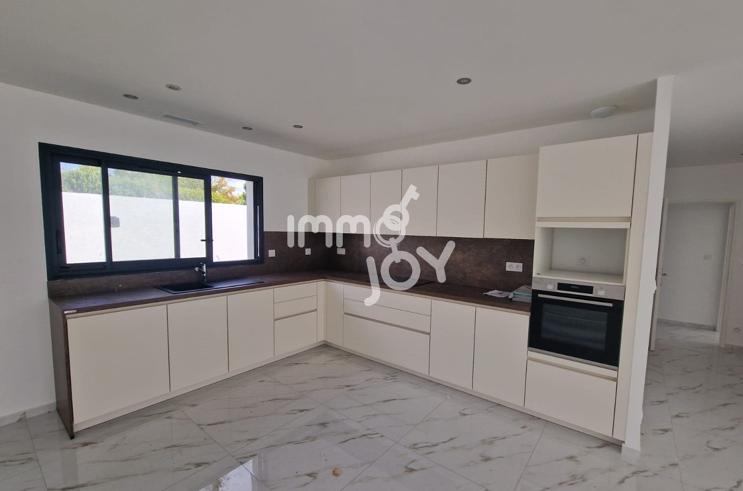 Maison à vendre, 111m², Barbaira