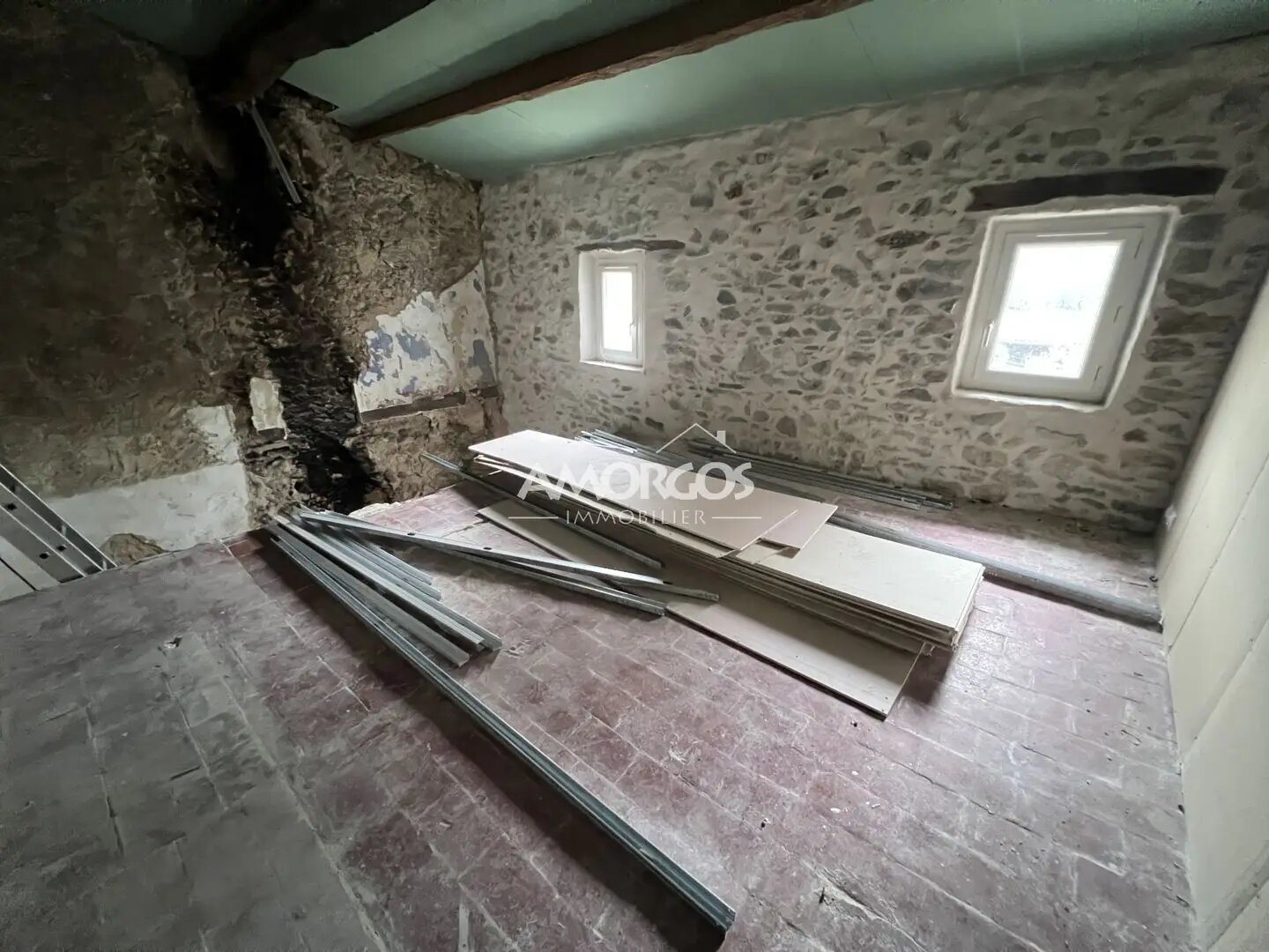 Maison à vendre, 216m², Évenos