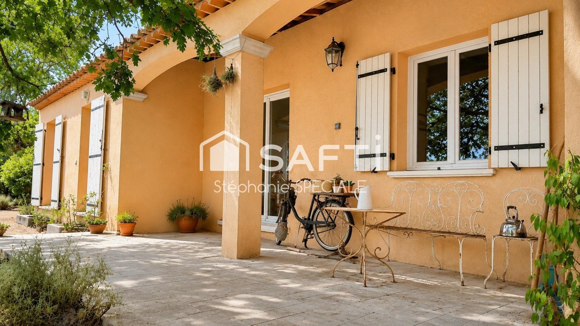 Maison à vendre, 102m², Bagnols-en-Forêt