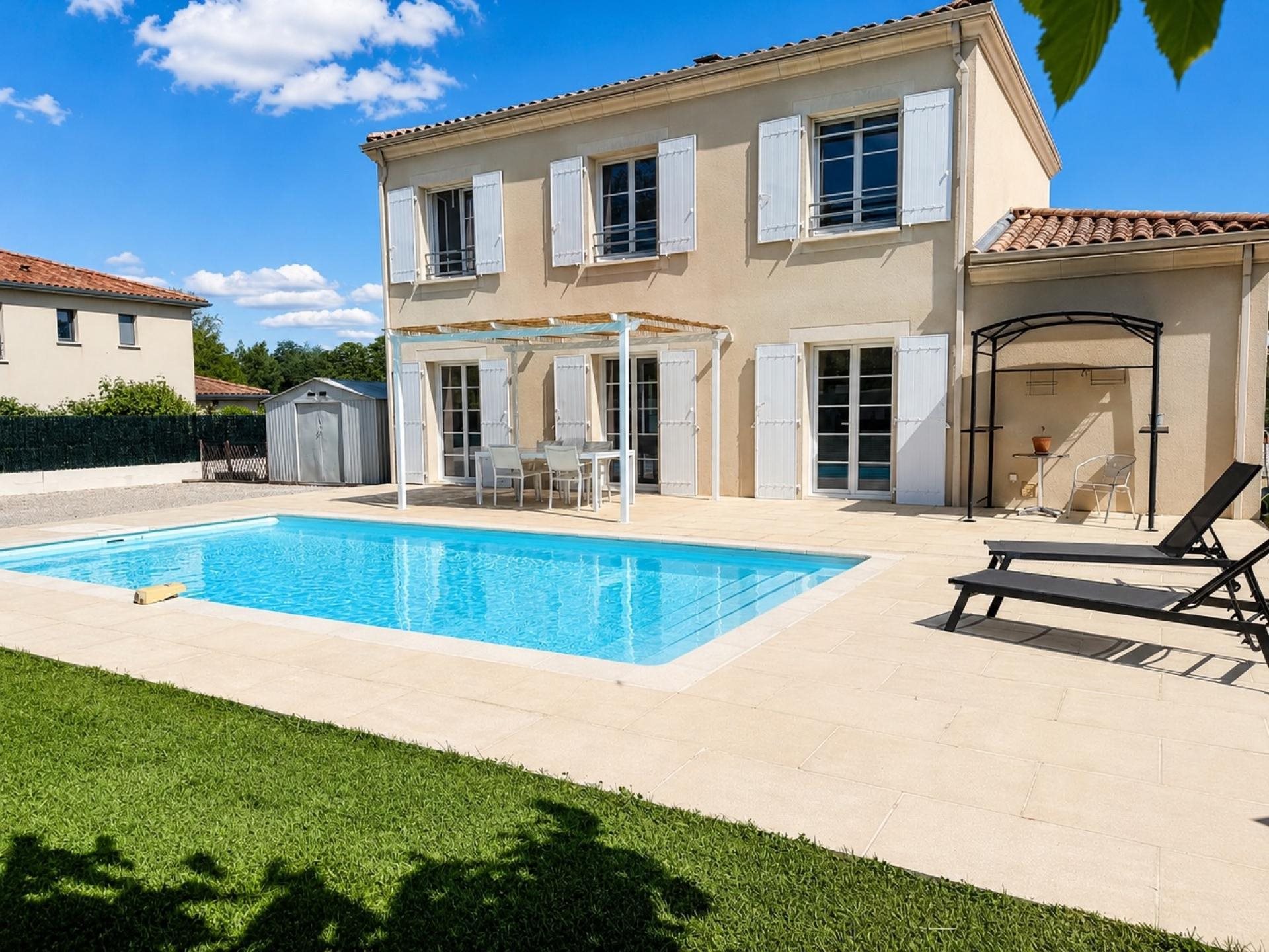 Maison à vendre, 134m², Léognan
